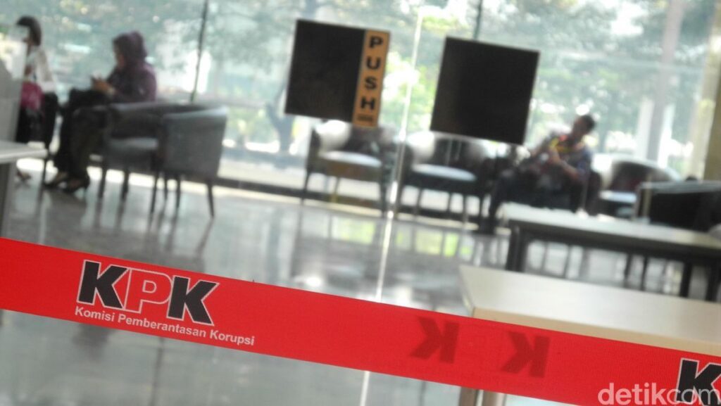 KPK Periksa Tiga Panitera Terkait Kasus Suap Pengadilan Negeri Depok