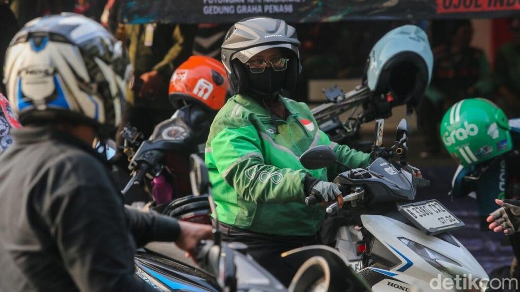 Presiden Prabowo Subianto Mengubah Skema Bagi Hasil Ojek Online