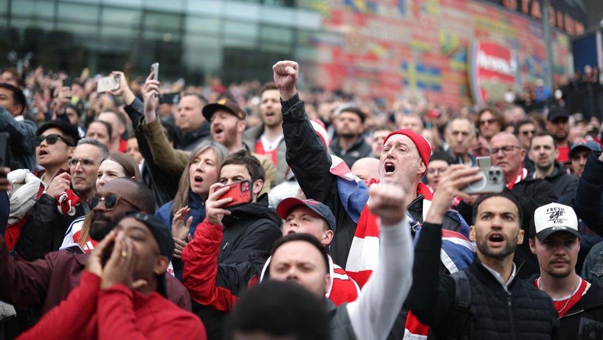 Arsenal Juara Liga Inggris, Ini Alasan Fans Menangis Bahagia