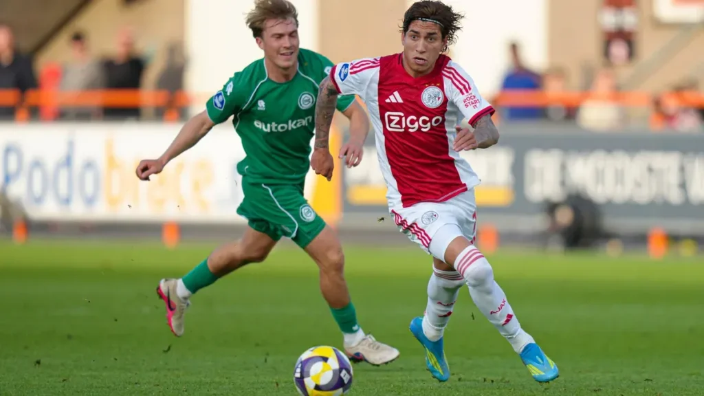 Brent Tomassen Soroti Kemenangan Ajax Amsterdam atas FC Groningen