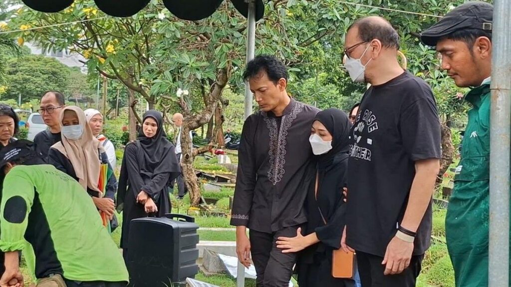 Nanda Nuril Ungkap Kronologi Meninggalnya Ibunda Fedi Nuril