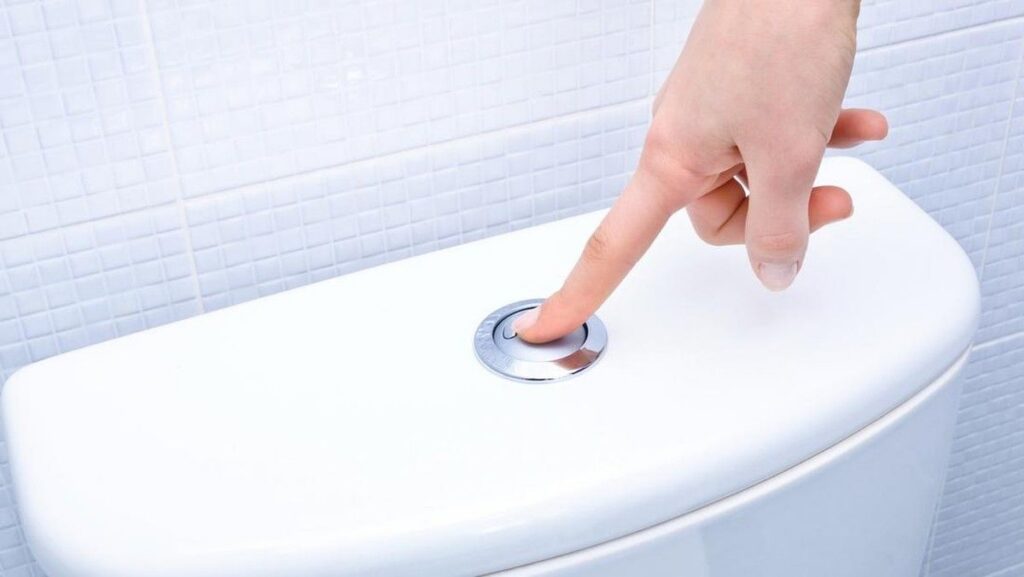 7 Benda yang Bisa Bikin Toilet Mampet dan Rusak