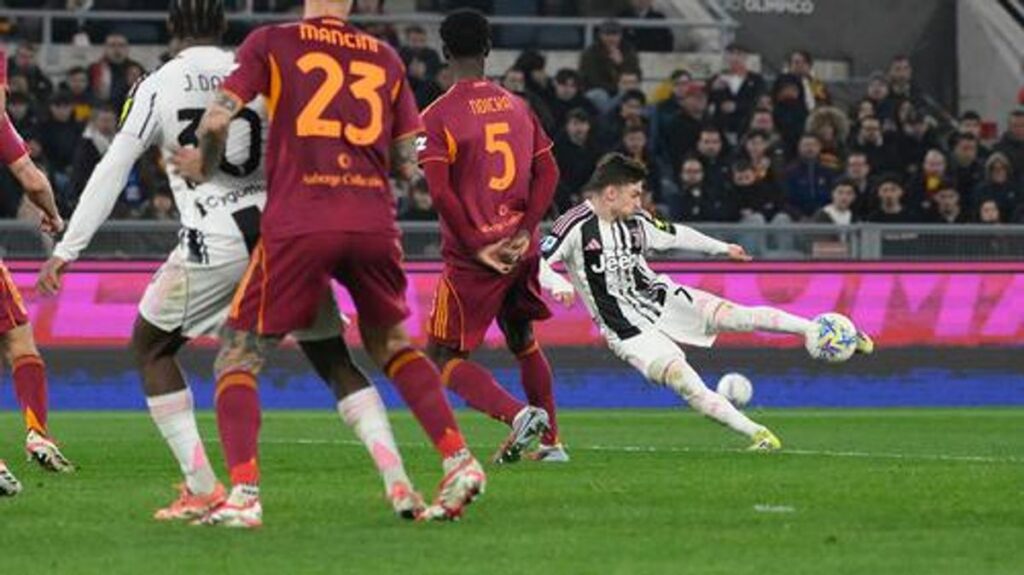 AS Roma Bidik Kemenangan di Markas Parma Demi Tiket Liga Champions