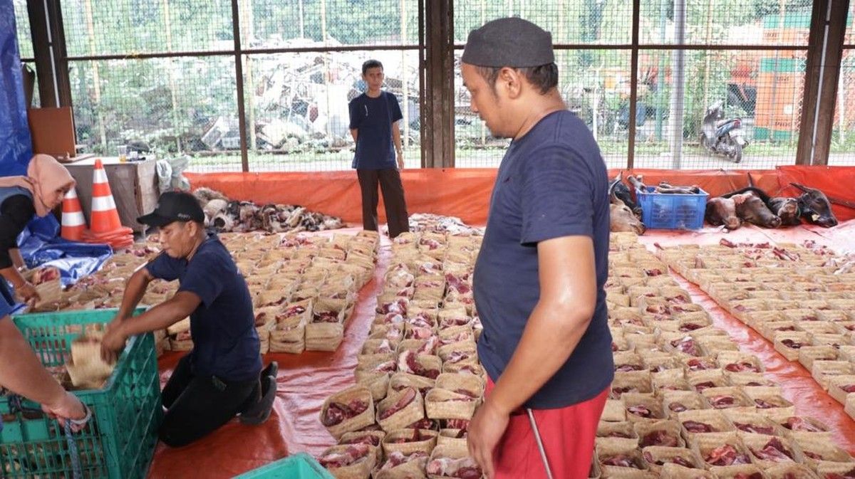 Pemprov DKI Imbau Warga Pakai Wadah Ramah Lingkungan Saat Idul Adha