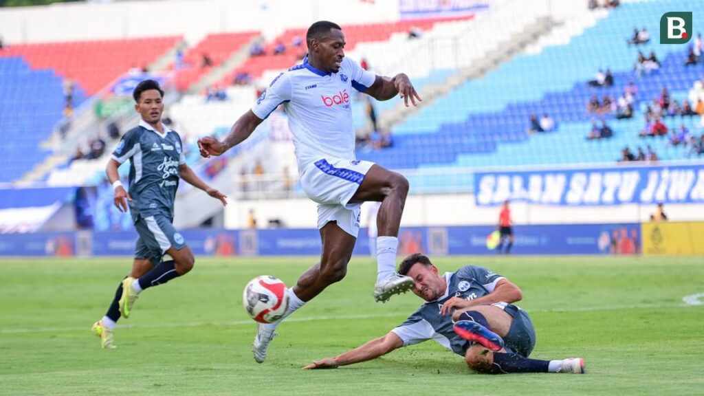 Arema FC Tekuk PSIM Yogyakarta Tiga Satu di Kanjuruhan