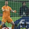 Ajax Amsterdam Incar Mark Flekken untuk Atasi Krisis Penjaga Gawang