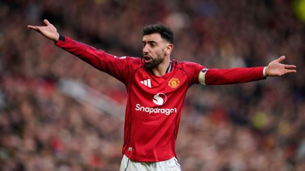 Bruno Fernandes Ingin Samai Rekor Trofi Cristiano Ronaldo dan Wayne Rooney di Manchester United