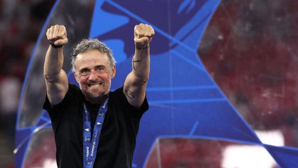 Luis Enrique Raih Trofi Liga Champions Ketiga Bersama Paris Saint-Germain
