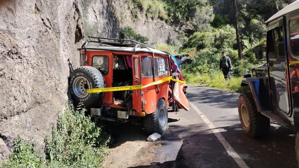 Jip Wisata Kecelakaan di Bromo Dua Orang Meninggal Dunia