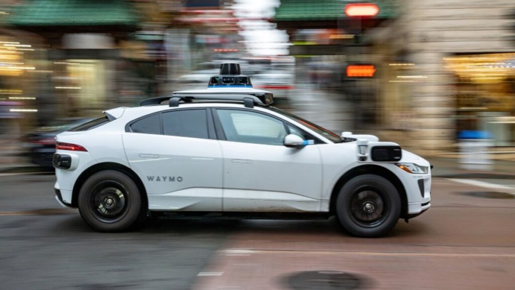 Waymo Hentikan Sementara Layanan Robotaxi di Lima Kota AS