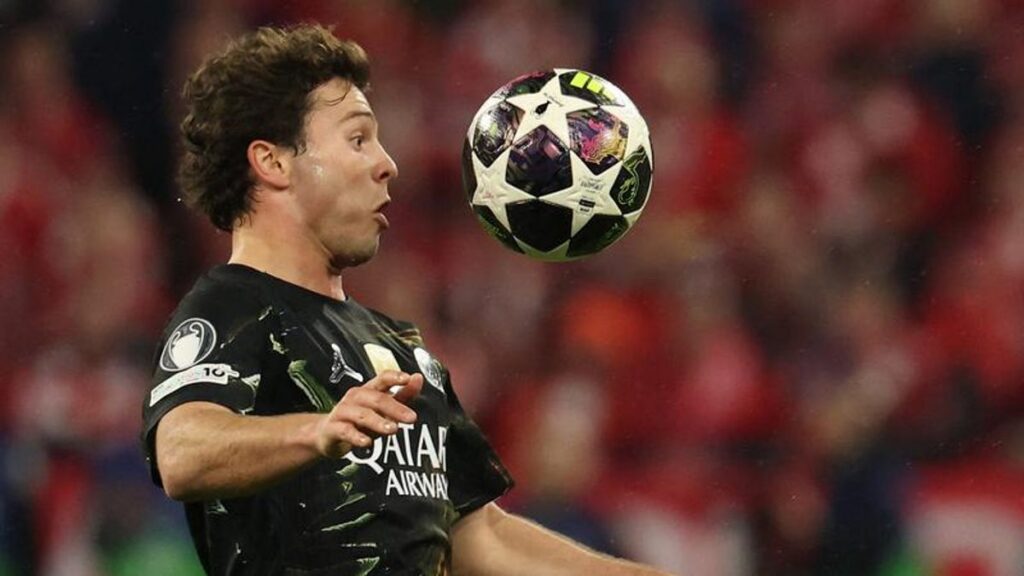 Wasit Joao Pinheiro Tolak Penalti Bayern Munchen Lawan PSG