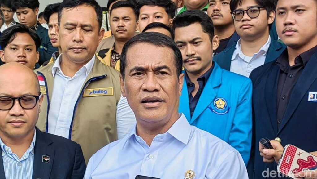 Kementan Cabut 2.231 Izin Pengecer dan Distributor Pupuk Subsidi