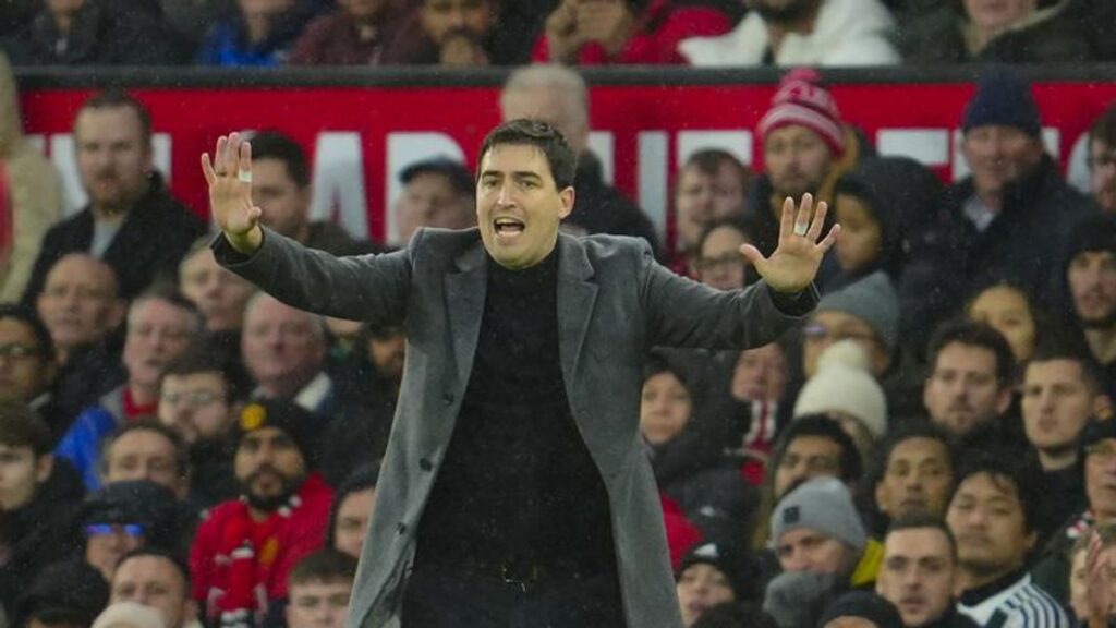 AC Milan Incar Andoni Iraola untuk Kursi Kepelatihan Baru
