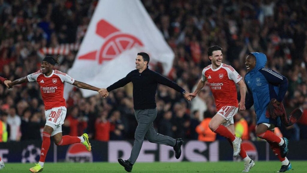 Arsenal Menjuarai Liga Inggris Setelah Menanti Selama 22 Tahun