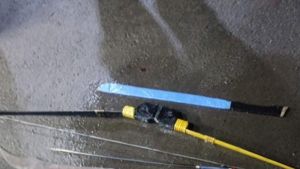 Polisi Tangkap Dua Remaja Bawa Senjata Tajam di Cilincing