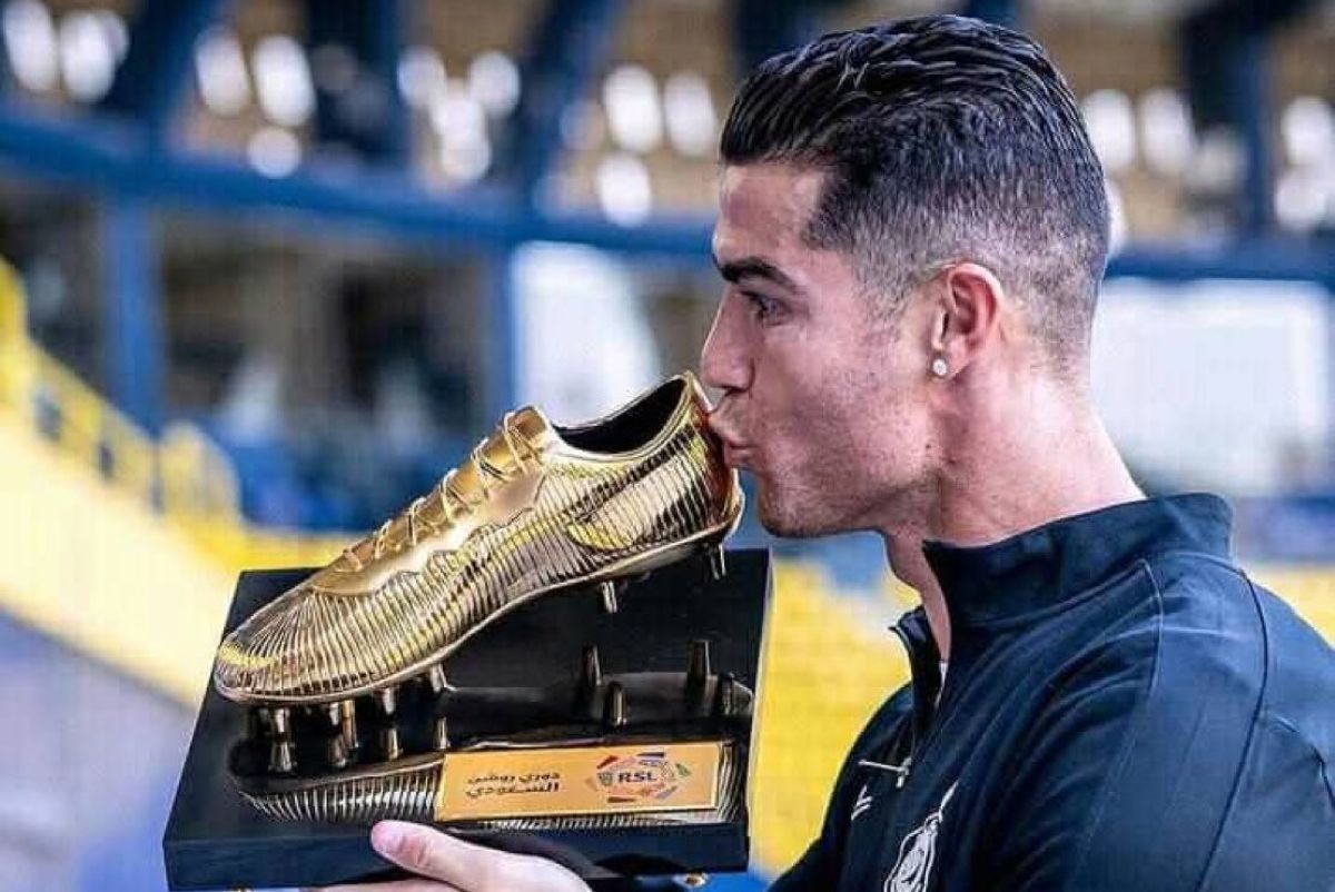 Ivan Toney Sabet Sepatu Emas Liga Pro Arab Saudi Musim 2025-2026