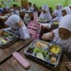 Prabowo Pangkas Anggaran Makan Bergizi Gratis Rp67 Triliun