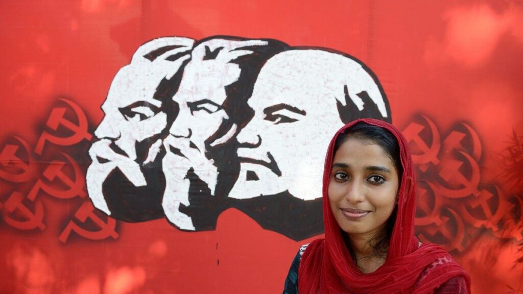 Senjakala Komunisme Demokratis di India