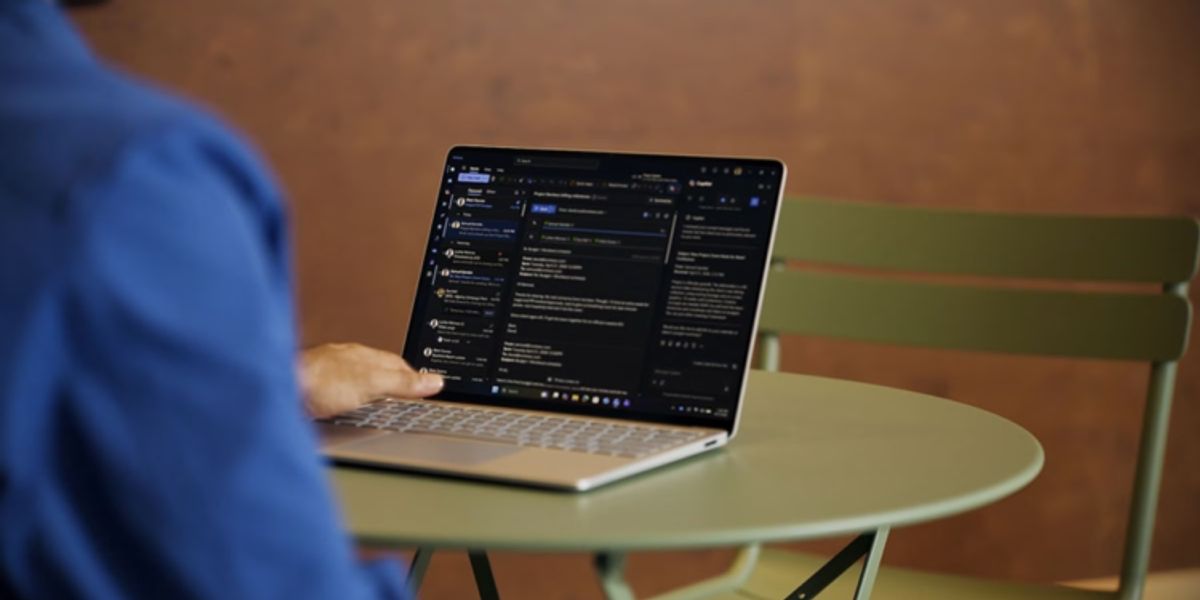 Microsoft Rilis Laptop Baru dengan RAM 8GB Meski Picu Kontroversi