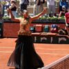 Naomi Osaka Pakai Gaun Emas Kevin Germanier di French Open 2026