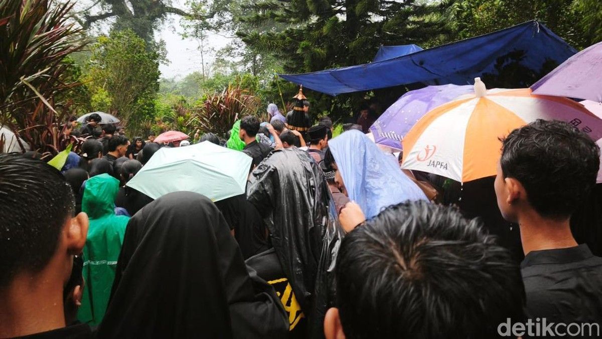 Polisi Selidiki Ventilasi Tenda Kamping Sekeluarga Tewas di Temanggung