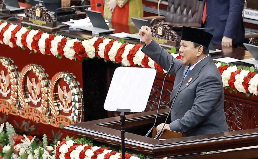 Ekonom CELIOS Kritik Target Pertumbuhan Ekonomi Delapan Persen Pemerintah