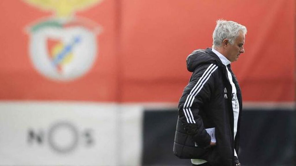 Real Madrid Pertimbangkan Jose Mourinho Jadi Pelatih Baru