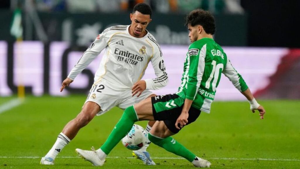 Real Madrid Evaluasi Trent Alexander-Arnold Setelah Dikritik Dani Carvajal