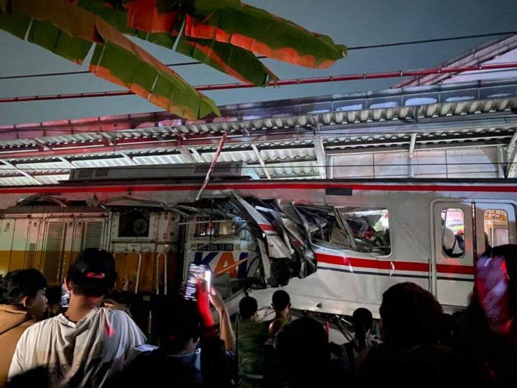 KNKT Ungkap Sinyal Hijau Saat Tabrakan Kereta di Bekasi Timur