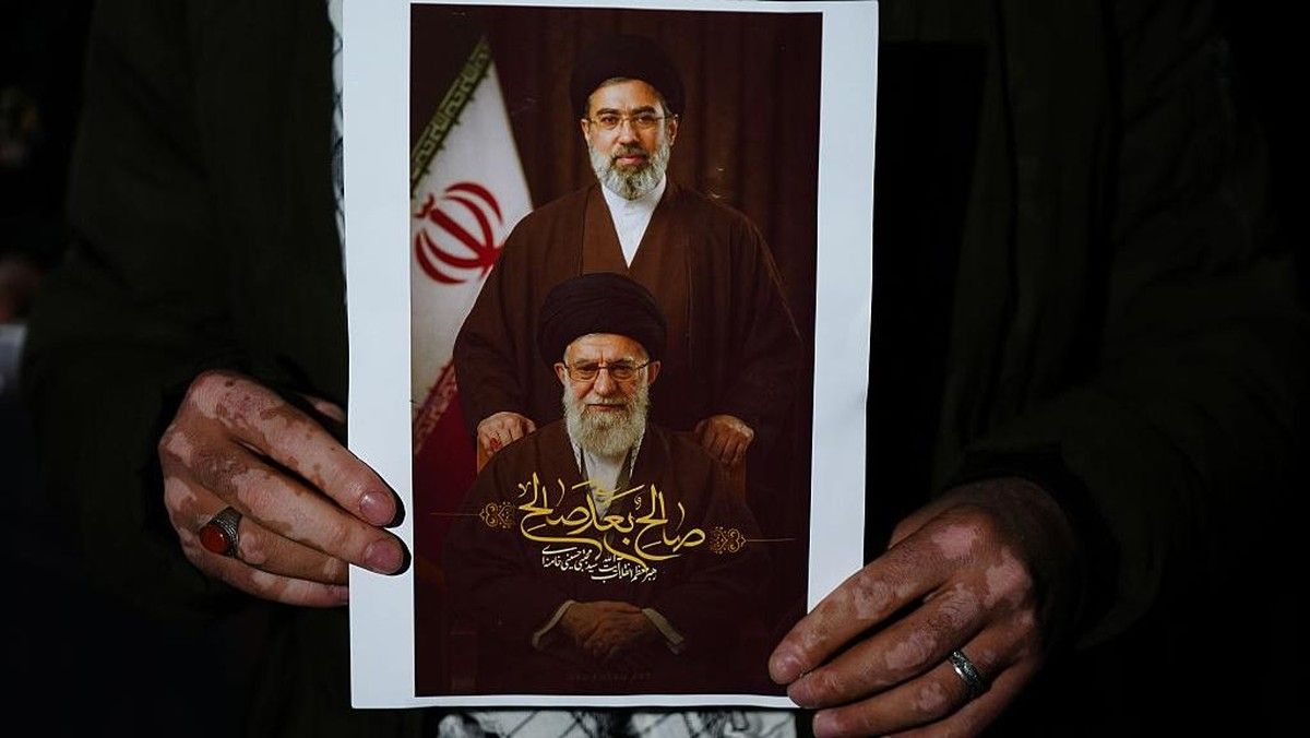 Iran Siapkan Upacara Pemakaman Besar untuk Ayatollah Khamenei
