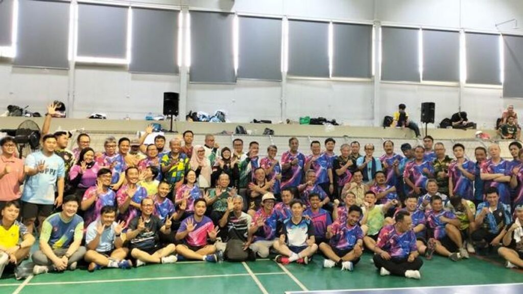 Dokter Se-Indonesia Bersaing dalam Kejuaraan Tenis Meja IDPPI di Bandung