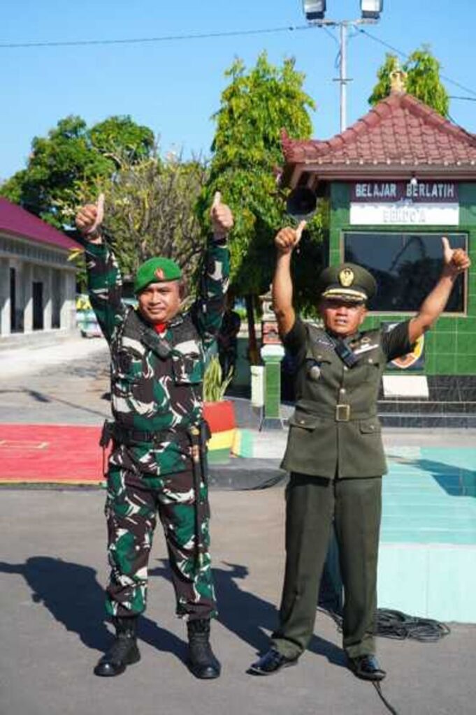 Letkol Inf Yoyok Widianto Serahkan Tongkat Komando Secata Rindam IX Udayana
