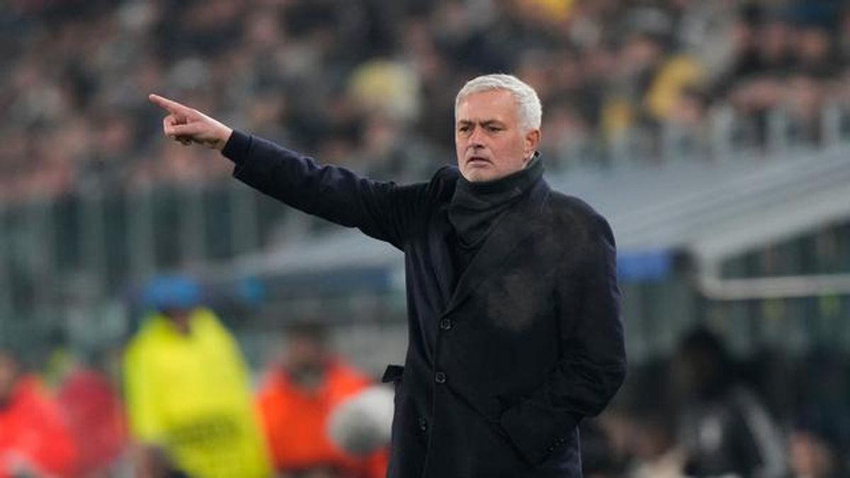 Jose Mourinho Sepakat Latih Real Madrid dan Minta Rekrut Morten Hjulmand
