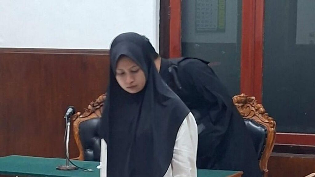 Terapis Spa di Surabaya Didakwa Mencuri Uang Rekan Kerja