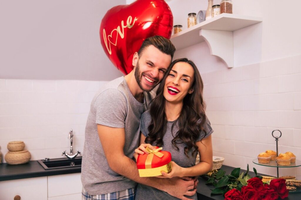 Simpan 60 Ucapan Happy Anniversary Pernikahan Romantis untuk Pasangan