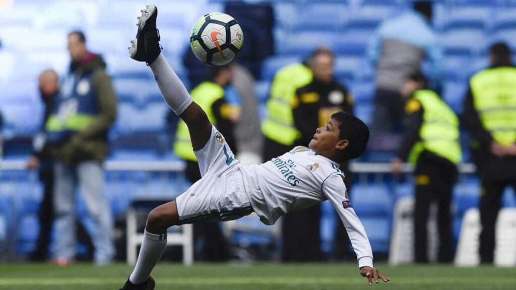 Lima Klub Raksasa Eropa Incar Cristiano Ronaldo Jr