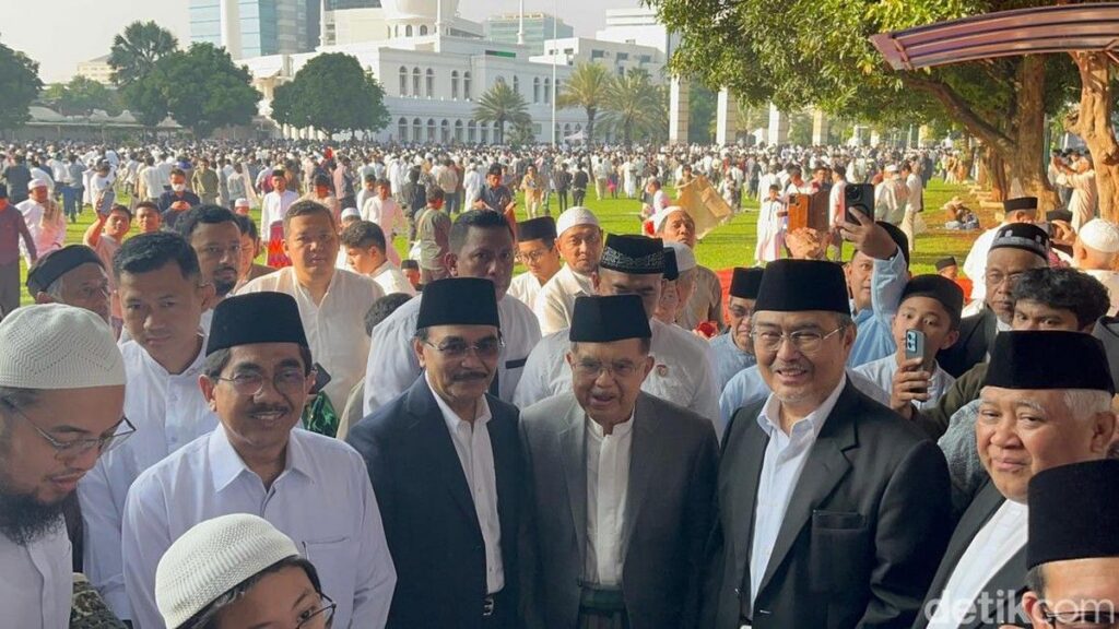 Jusuf Kalla Doakan Perdamaian Gaza Saat Salat Idul Adha