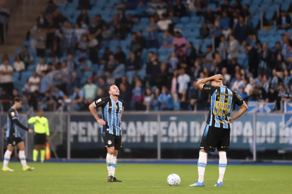 Corinthians Tumbangkan Grêmio 3-1 di Arena