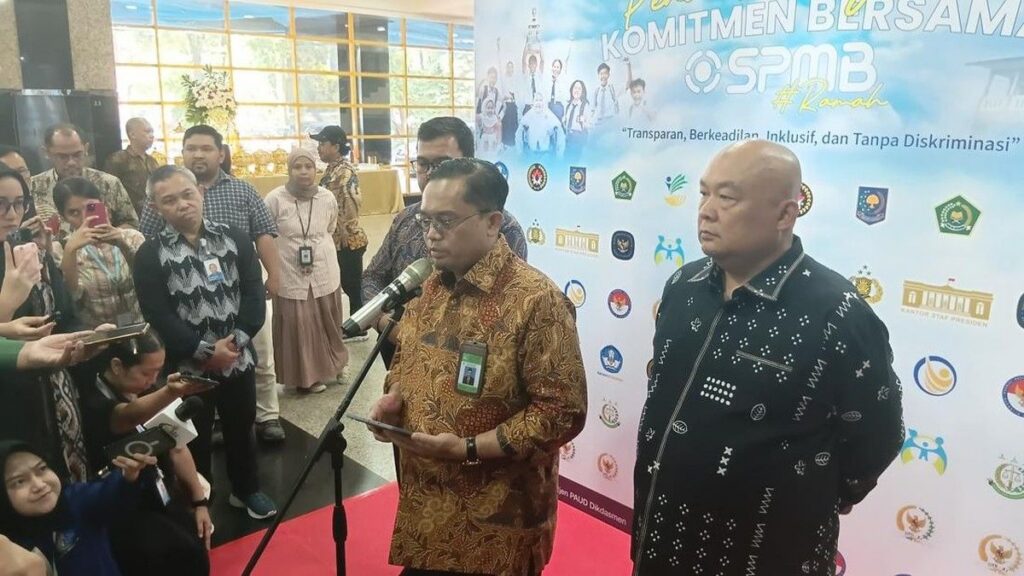 Kemendikdasmen Wajibkan Sekolah Umumkan Daya Tampung SPMB 2026