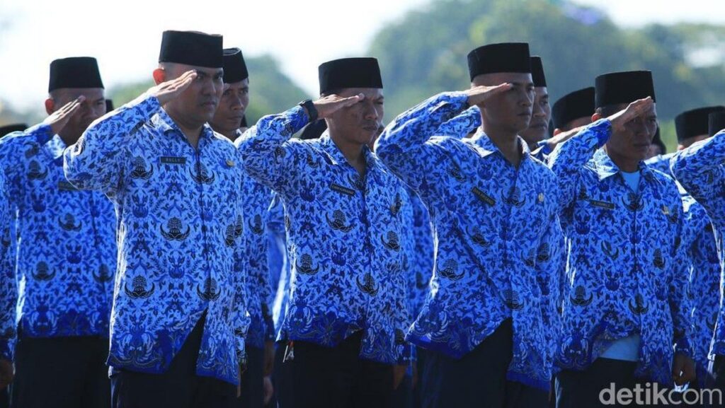 Presiden Prabowo Subianto Teken Aturan Pencairan Gaji Ke-13 ASN