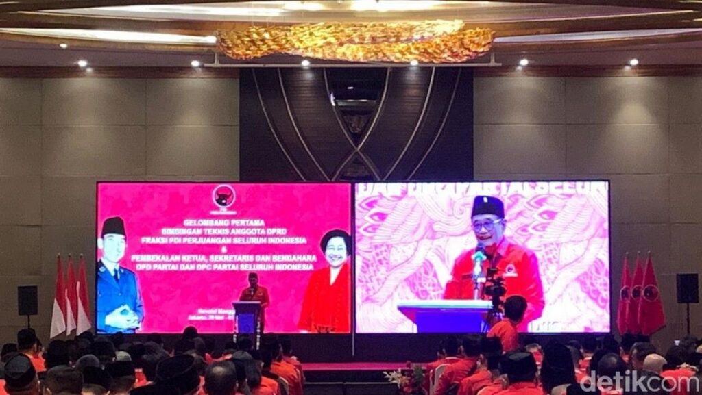 PDIP Luncurkan Lagu Bung Karno Bapak Marhaenisme dalam Bimtek DPRD