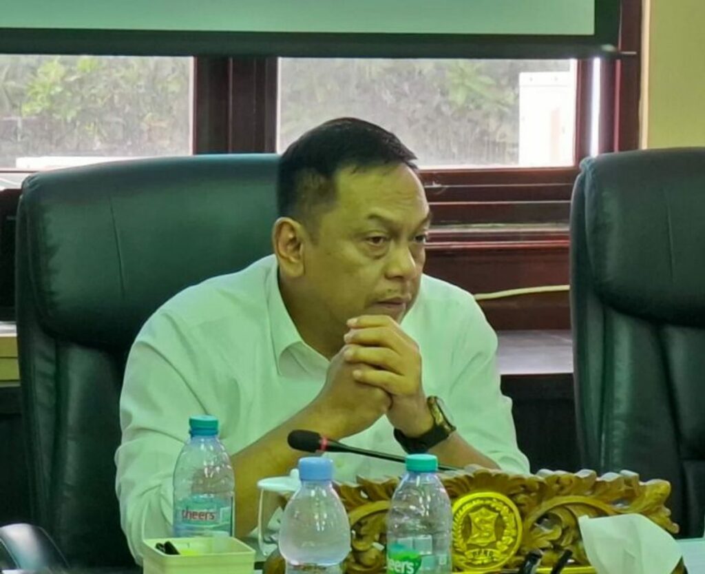 Eri Cahyadi Minta Aduan Warga Surabaya Tuntas 24 Jam Jelang Haji