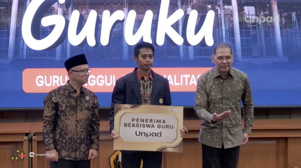 Unpad Luncurkan Beasiswa Guruku untuk Pendidik di Kawasan Pedesaan