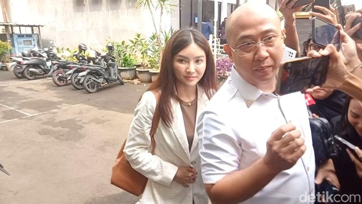 Sarwendah Undang Ruben Onsu Pertemuan Resmi di Jakarta