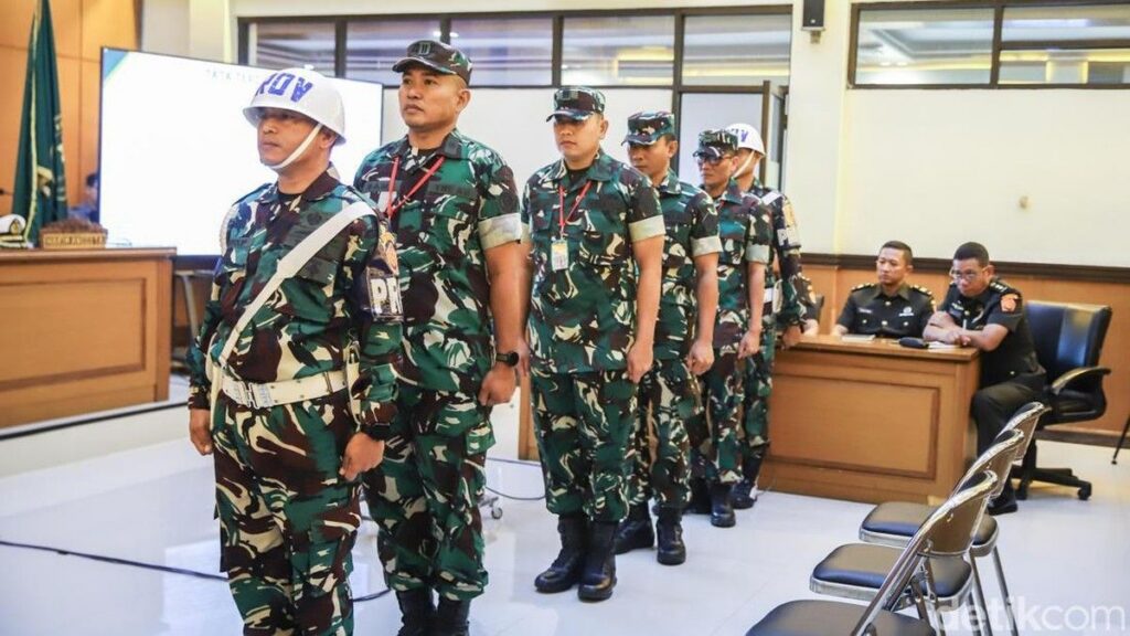 Oditur Militer Tuntut Empat Prajurit TNI Kasus Air Keras