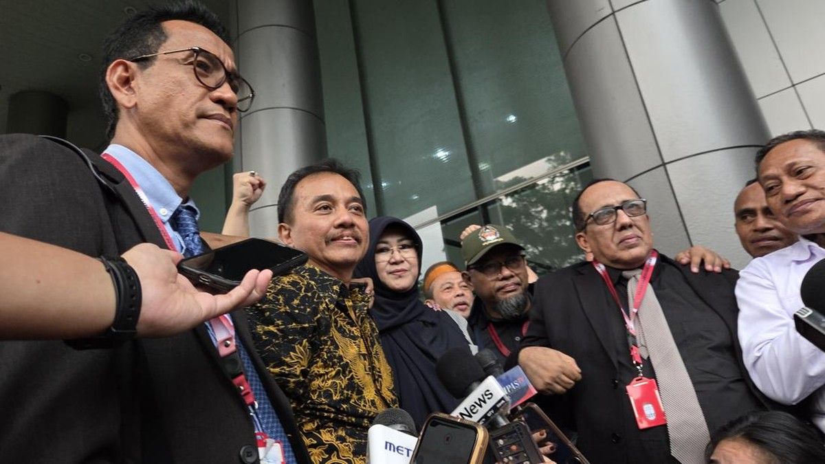 Kejari Jaksel Tidak Menahan Roy Suryo dan Dokter Tifa
