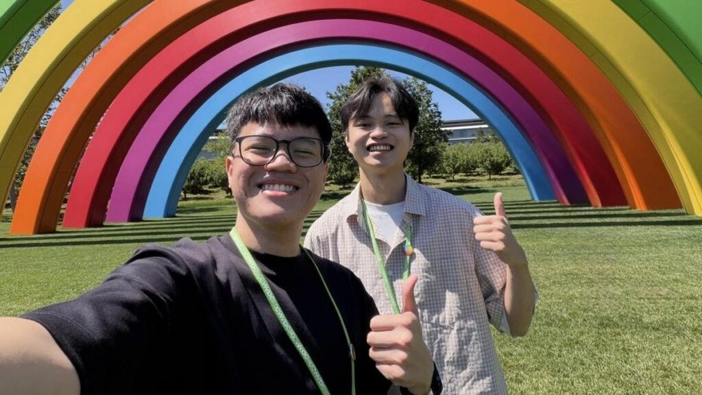 Dua Developer Muda Indonesia Bertemu Tim Cook di WWDC 2026