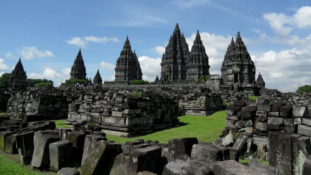 Gegerkan Warga Sleman, Suara Ledakan di Sekitar Candi Prambanan Berasal dari Kembang Api Prewedding