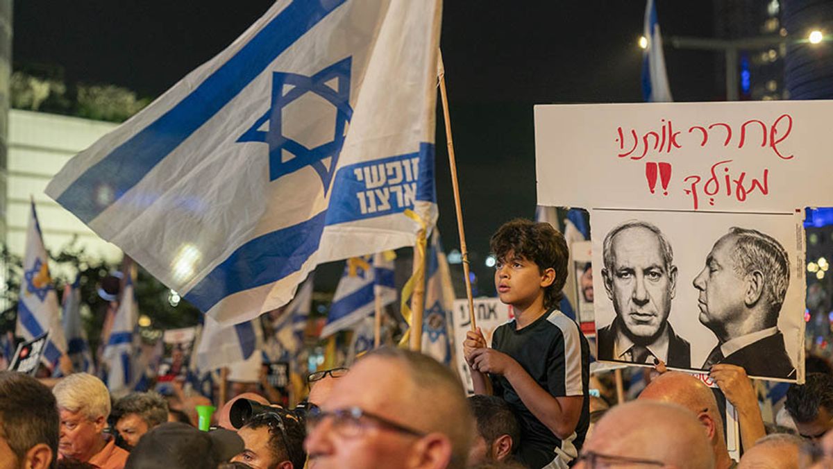 Warga Yahudi Ultra-Ortodoks Blokade Jalan Tol Protes Wajib Militer di Israel
