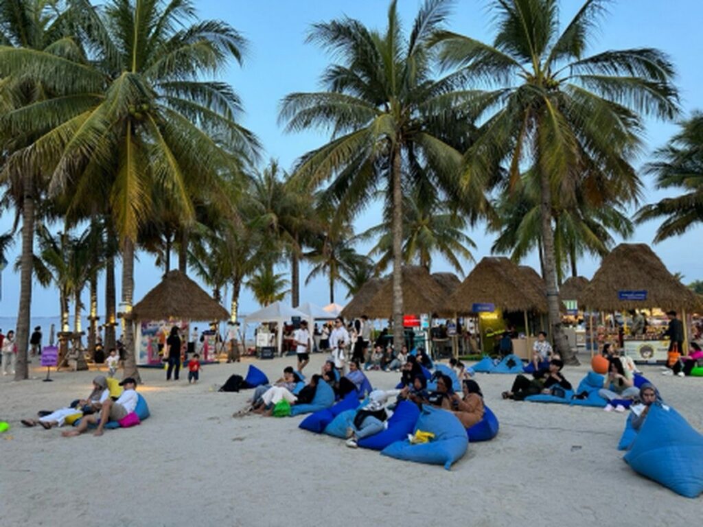 Land’s End PIK2 Gelar WKND Market Vol.05 Sambut Liburan Sekolah